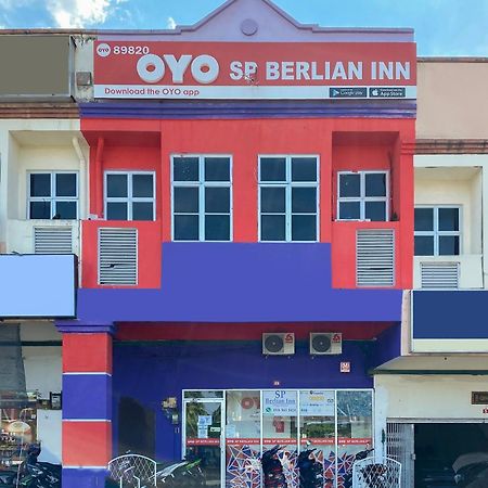 Oyo 89820 Sp Berlian Inn Sungai Petani Exterior foto